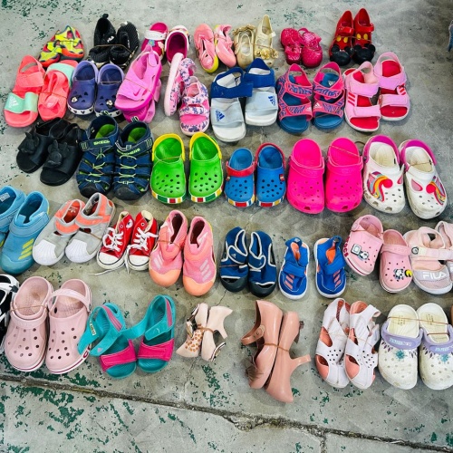 Used international brand children sandals