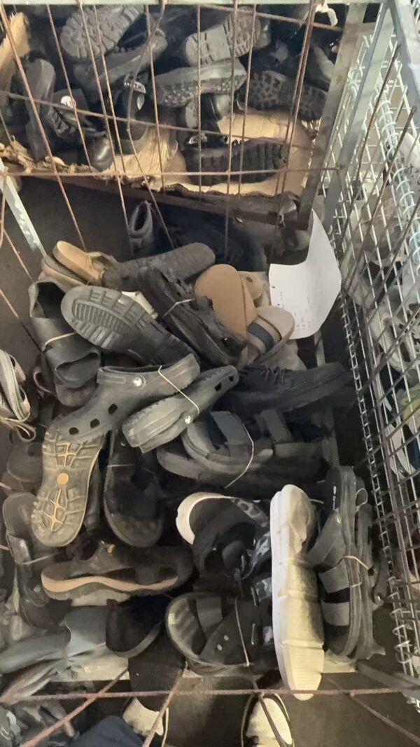 Used men sandals (leather and cloth)