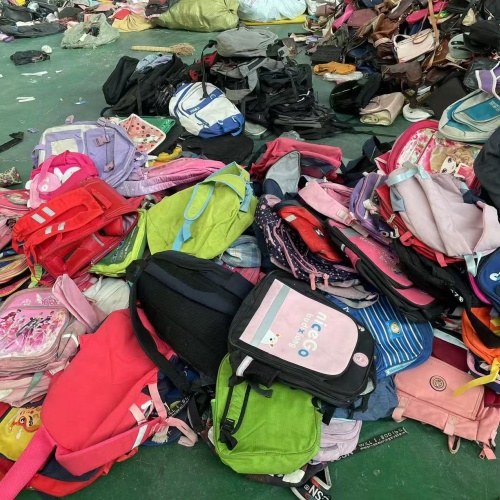 Used schoolbags(mixed big and small)