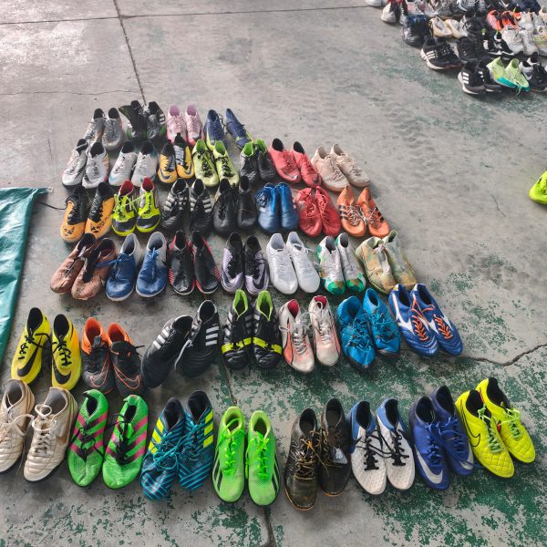 IMG_20250312_140716 Original Second Hand Outdoor Soccer Shoes for Wholesale Chinese International Brand Unisex Football Shoes Men Boots